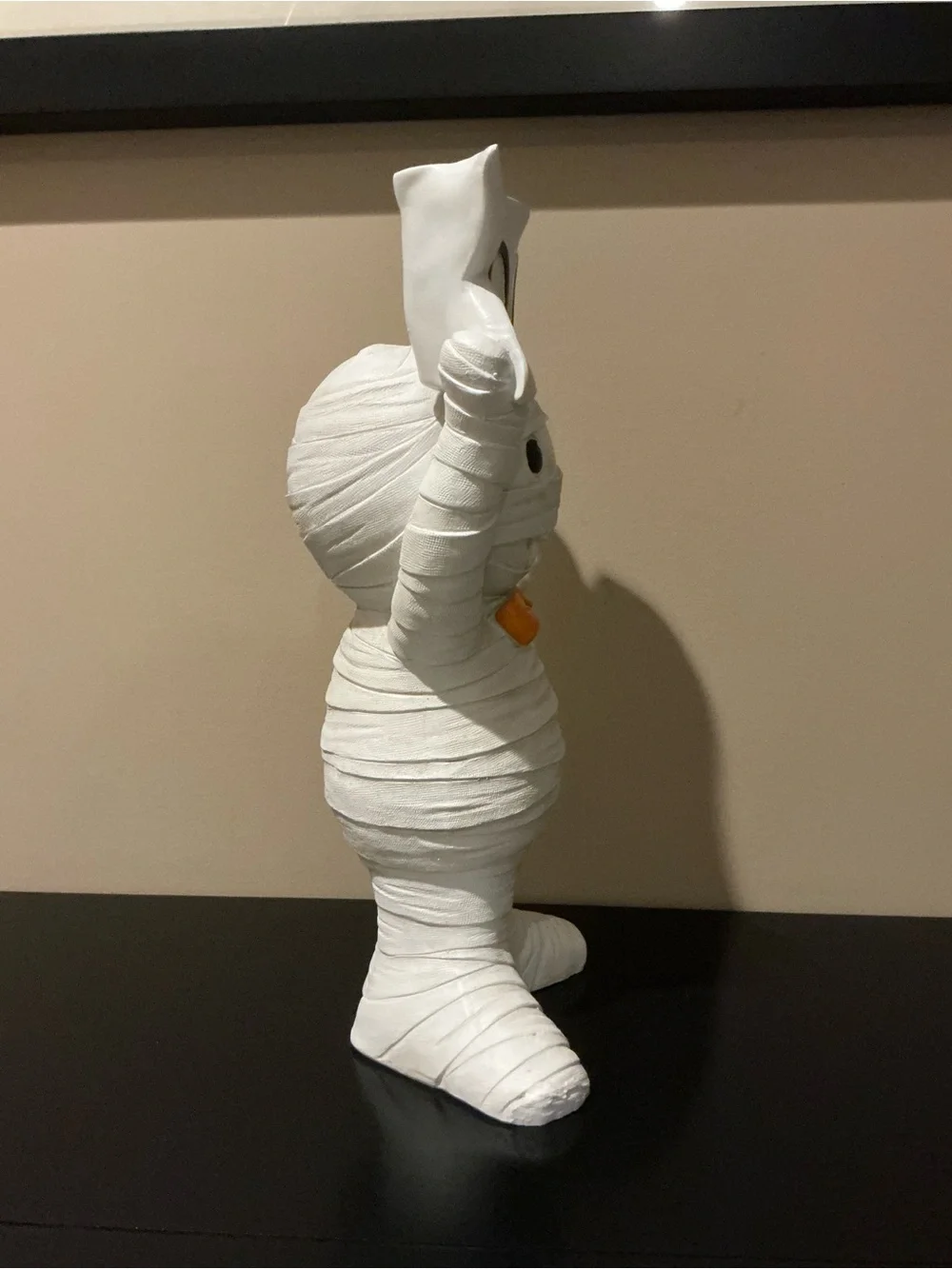 NEW Silly Halloween Mummy With BOO Banner Figurine Decor 🎃